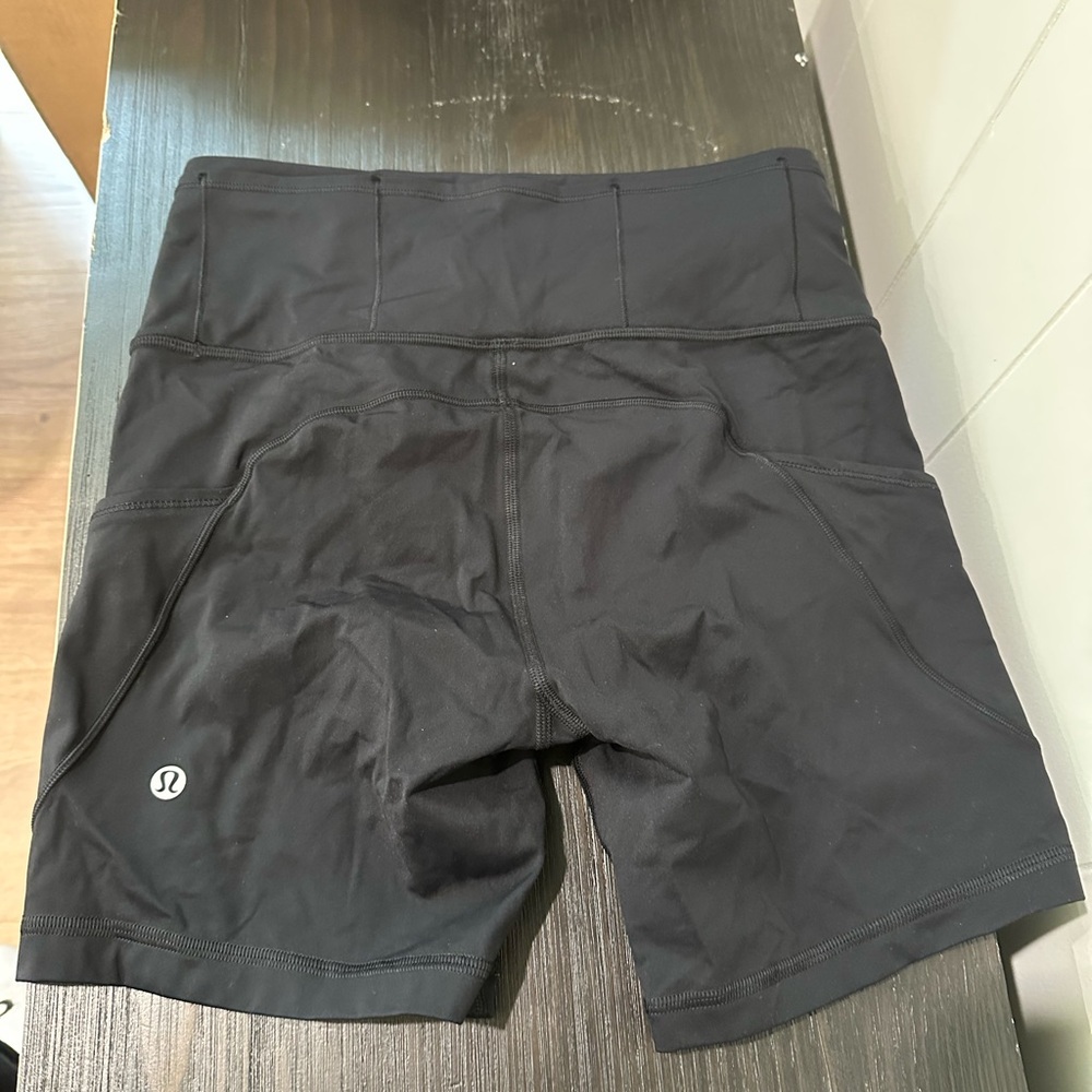 LULULEMON fast and free 6” shorts with pockets. Worn once. Literally like new